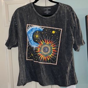 grey acid wash, cropped tee